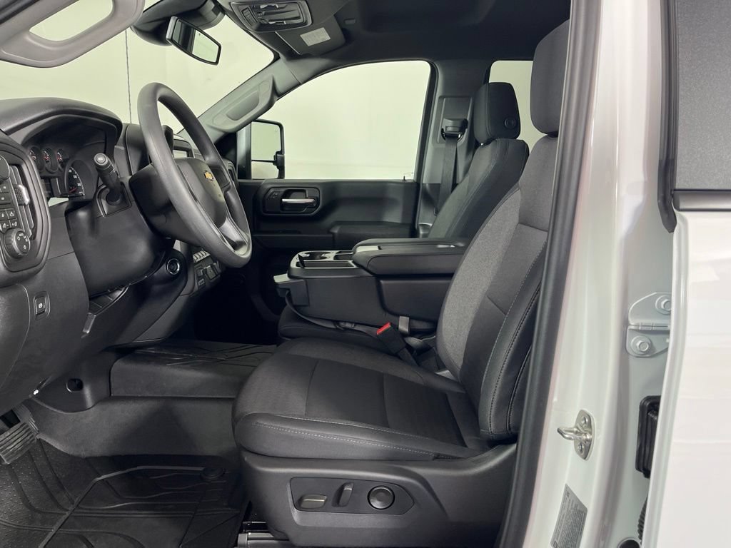 2026 Chevrolet Silverado 2500 HD Custom - Photo 24