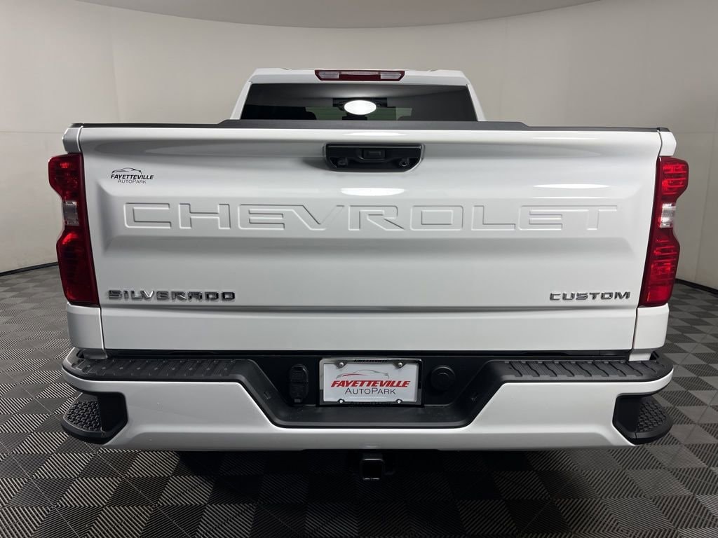 New 2026 Chevrolet Silverado 1500 Custom Truck