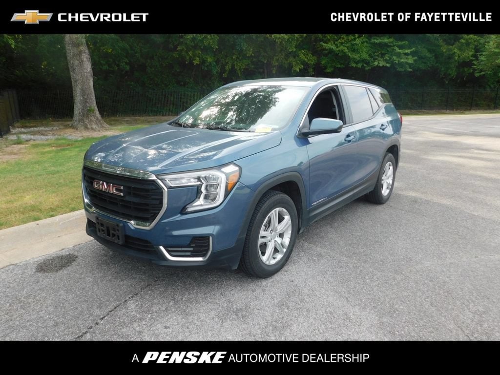 Used 2024 GMC Terrain SLE SUV