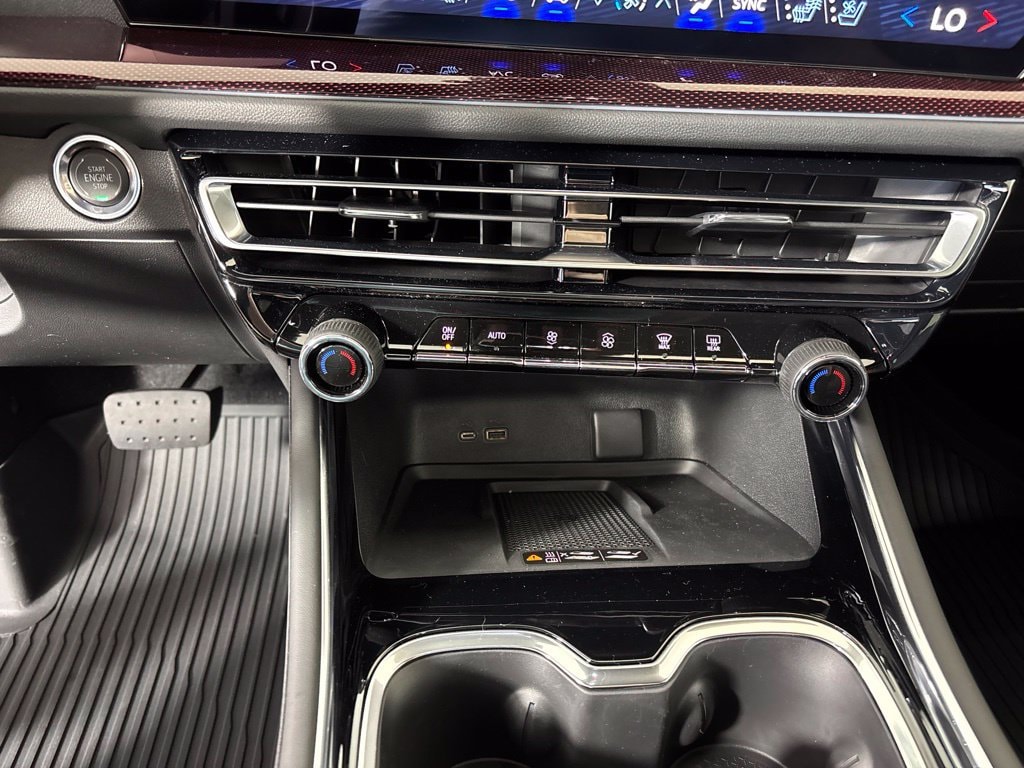 2027 Chevrolet Traverse RS - Photo 38