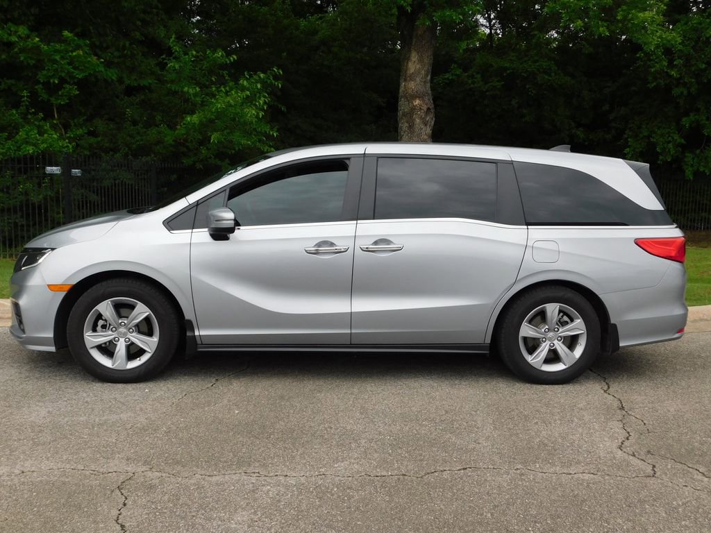 Used 2018 Honda Odyssey EX-L with VIN 5FNRL6H70JB031741 for sale in Fayetteville, AR