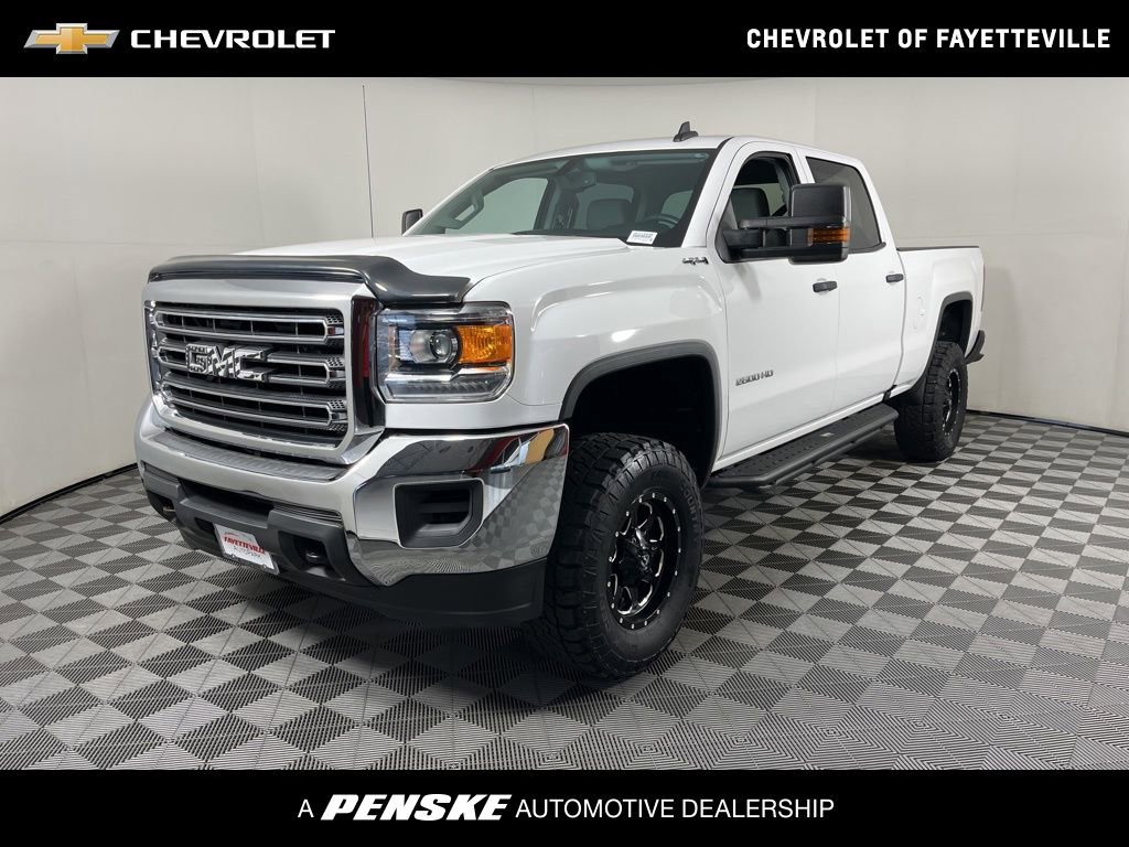 2018 GMC Sierra 2500HD Base's photo