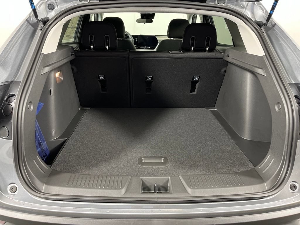 2026 Chevrolet Trax LS - Photo 10