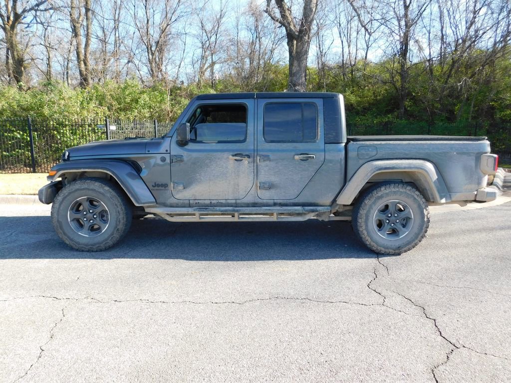 2022 Jeep Gladiator Sport S photo 2