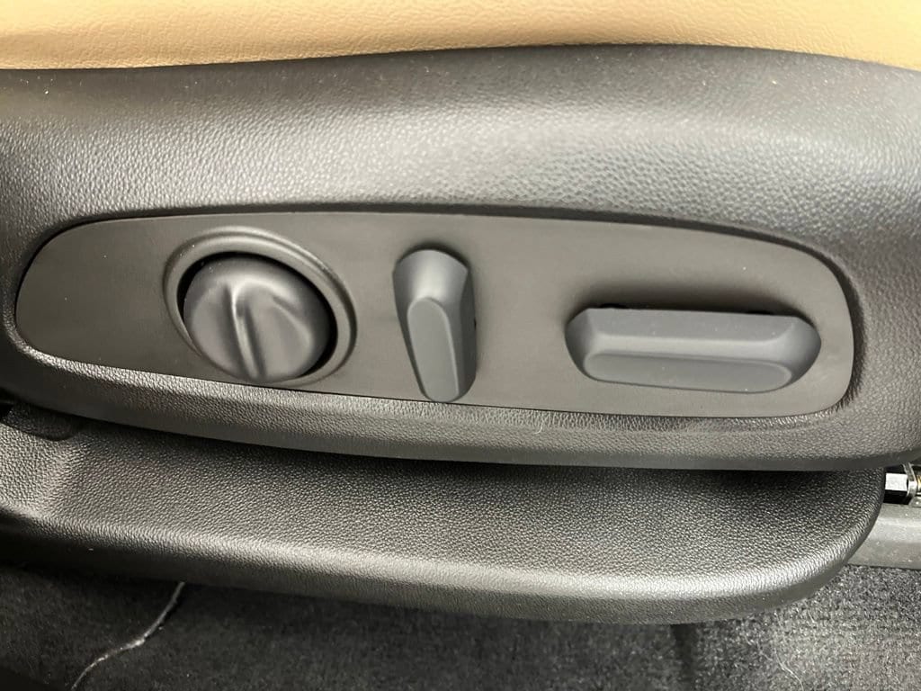 2022 Chevrolet Traverse Premier - Photo 8