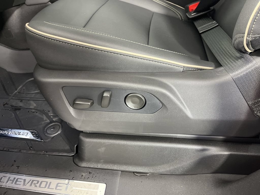 2026 Chevrolet Tahoe Premier - Photo 19