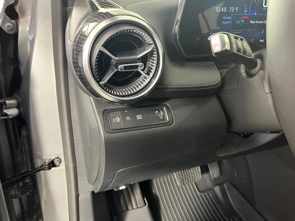 2027 Chevrolet Equinox LT - Photo 29