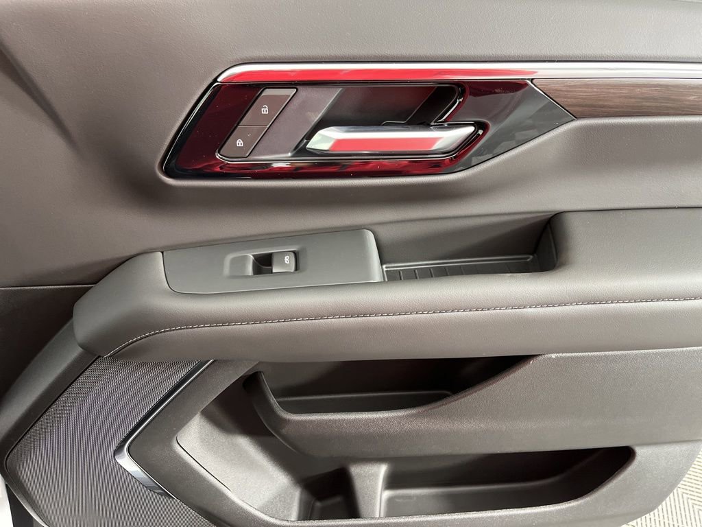 2026 Chevrolet Tahoe LS - Photo 11