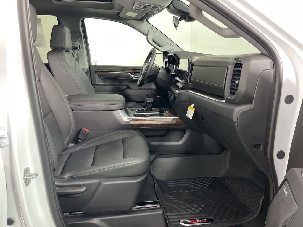 2026 Chevrolet Silverado 1500 LT Trail Boss - Photo 10
