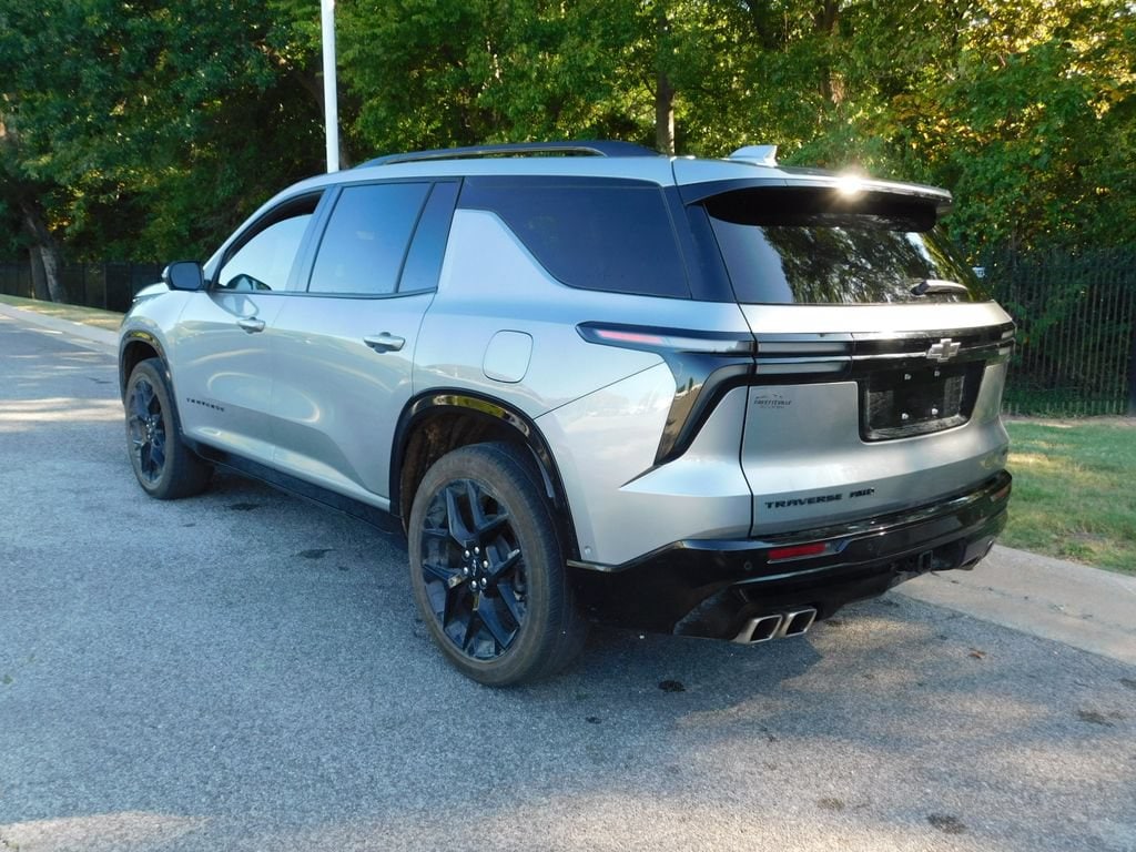 Used 2024 Chevrolet Traverse RS SUV