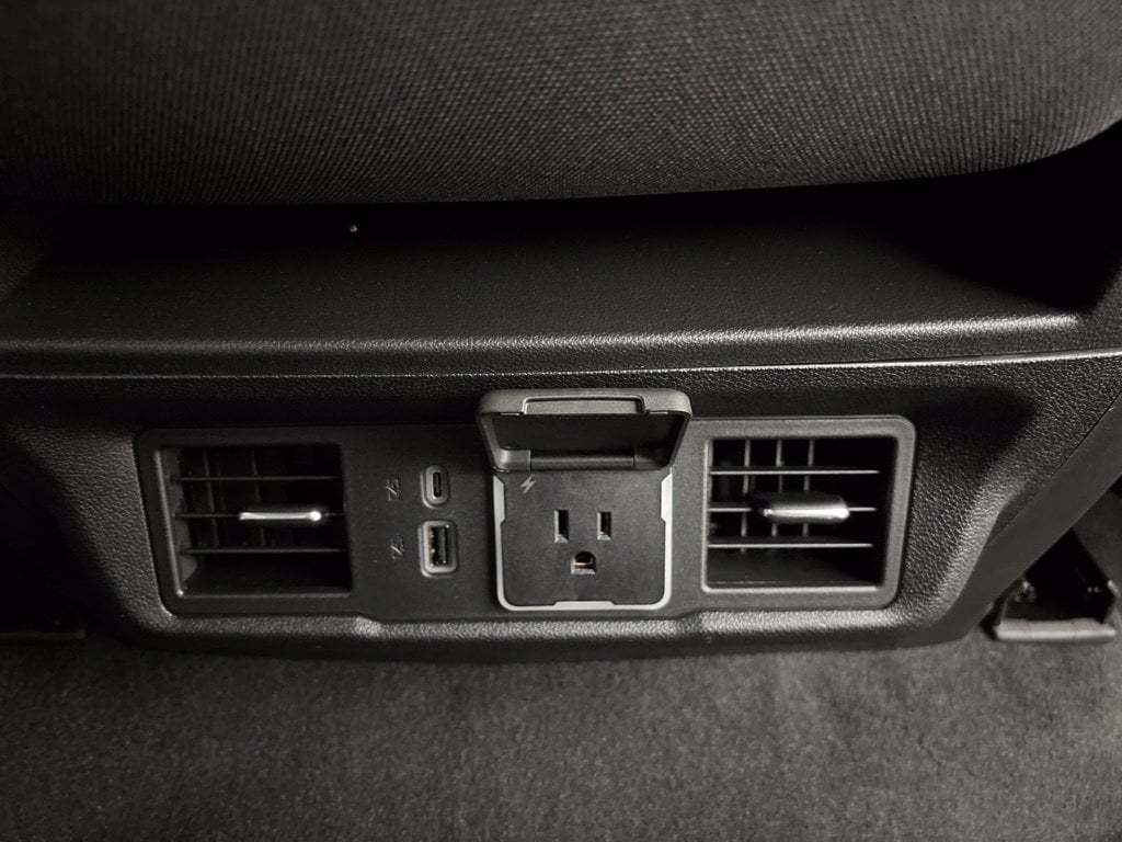 2026 Chevrolet Silverado 1500 LT - Photo 8