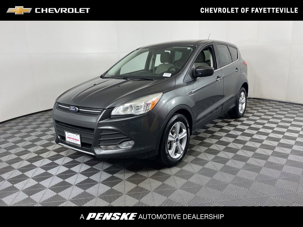 Used 2015 Ford Escape SE SUV