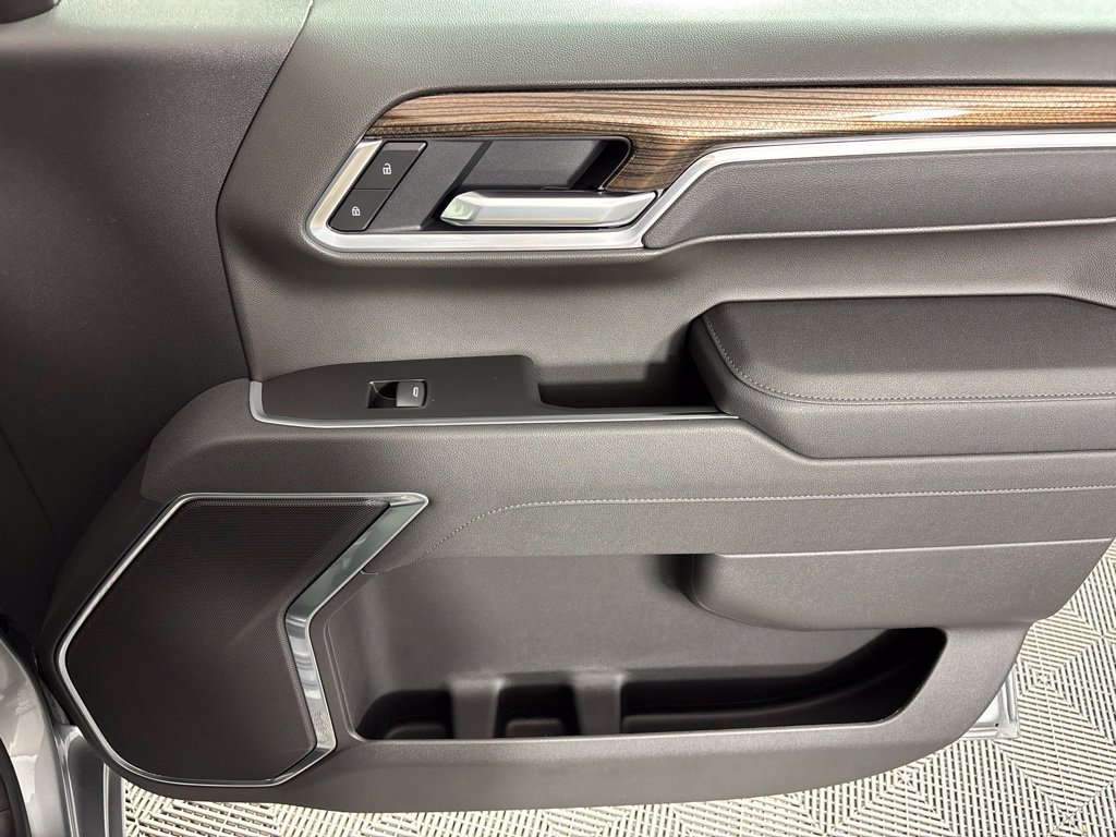 2026 Chevrolet Silverado 1500 LT - Photo 9