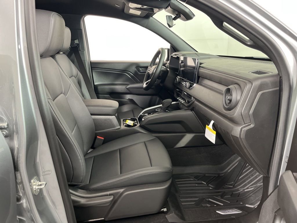 2026 Chevrolet Colorado Trail Boss - Photo 8