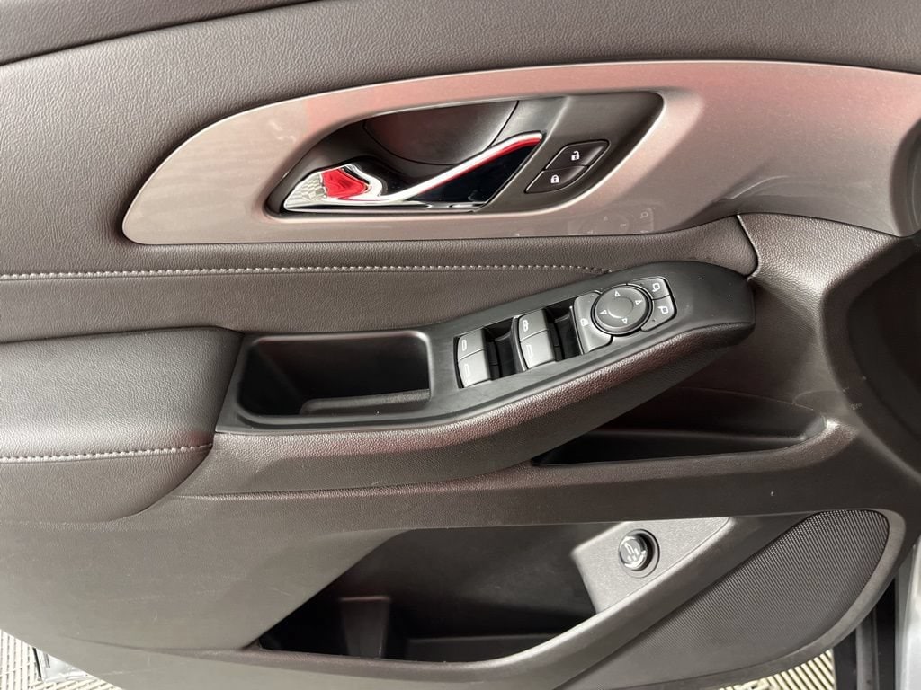 2023 Chevrolet Traverse 1LT - Photo 29