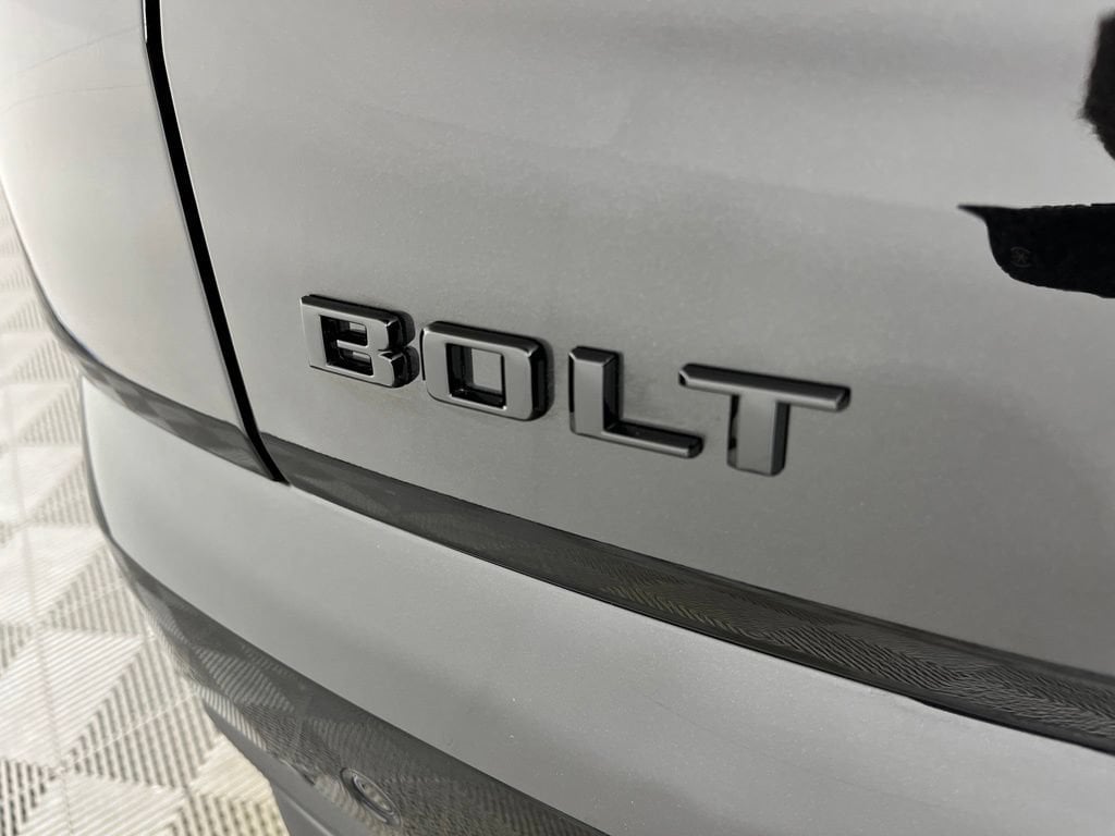 New 2027 Chevrolet Bolt LT SUV