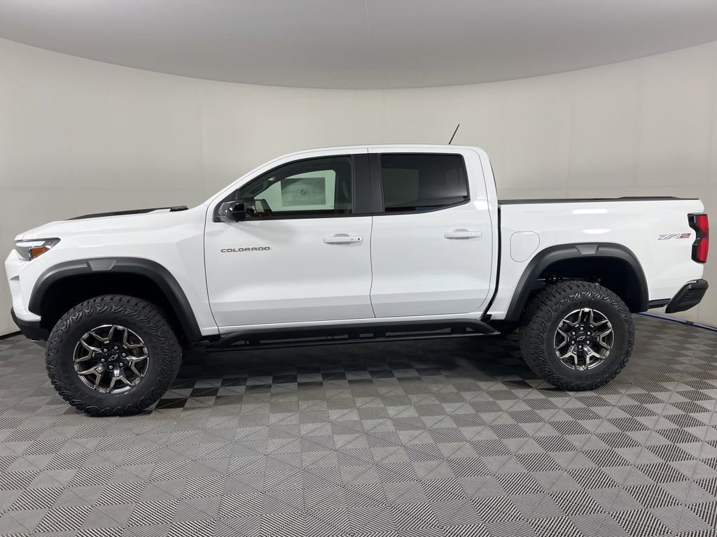 2026 Chevrolet Colorado ZR2 photo 2