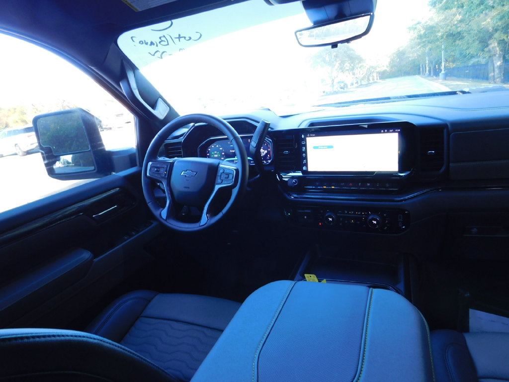 2026 Chevrolet Silverado 2500HD ZR2 - Photo 6