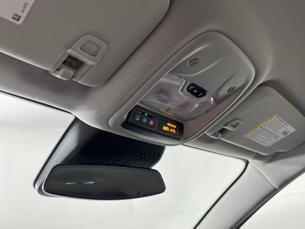 2027 Chevrolet Bolt RS - Photo 23