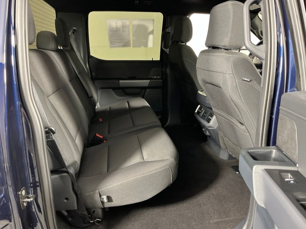 2025 Ford F-150 XLT - Photo 7