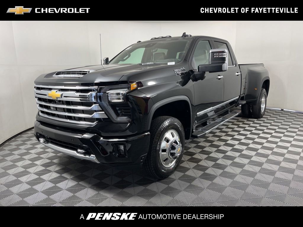 2026 Chevrolet Silverado 3500HD High Country's photo