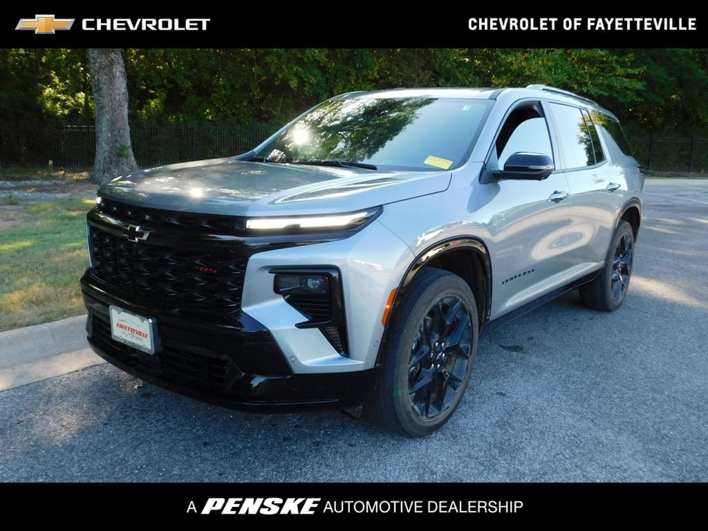 Used 2024 Chevrolet Traverse RS SUV