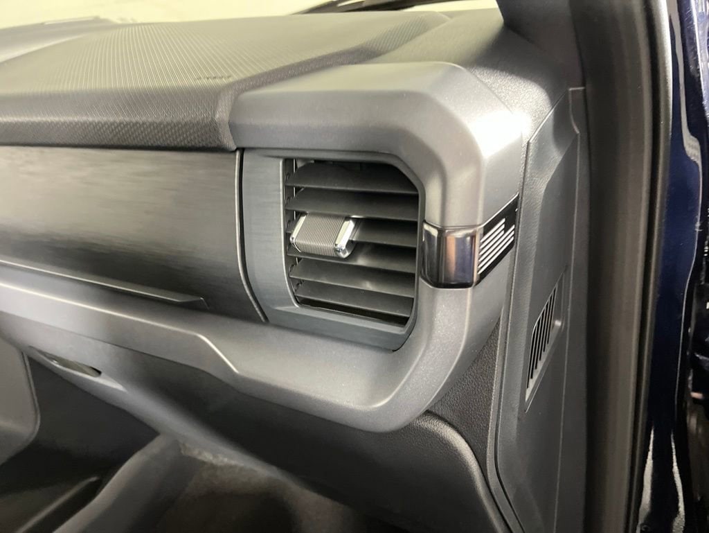 2025 Ford F-150 XLT - Photo 18