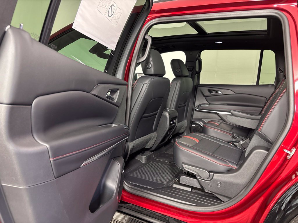 2027 Chevrolet Traverse RS - Photo 30
