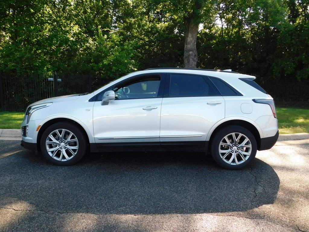 Used 2020 Cadillac XT5 Sport with VIN 1GYKNGRS7LZ105488 for sale in Fayetteville, AR