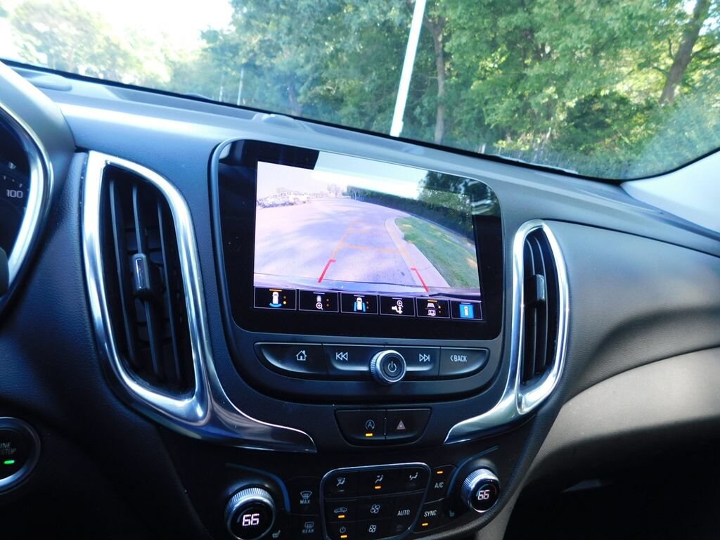 Used 2022 Chevrolet Equinox LT SUV