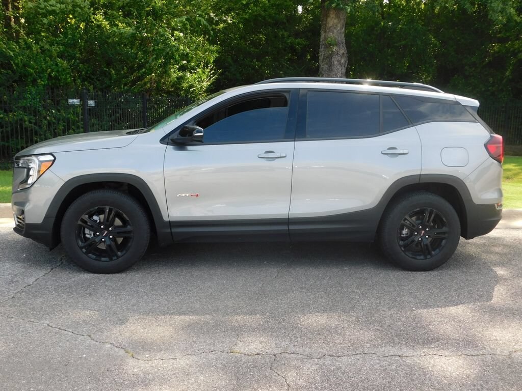 Used 2024 GMC Terrain AT4 SUV
