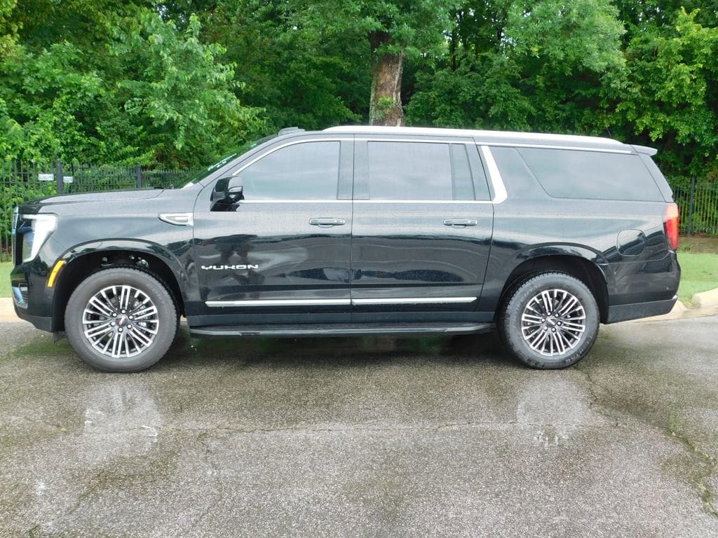 Used 2025 GMC Yukon XL Elevation SUV