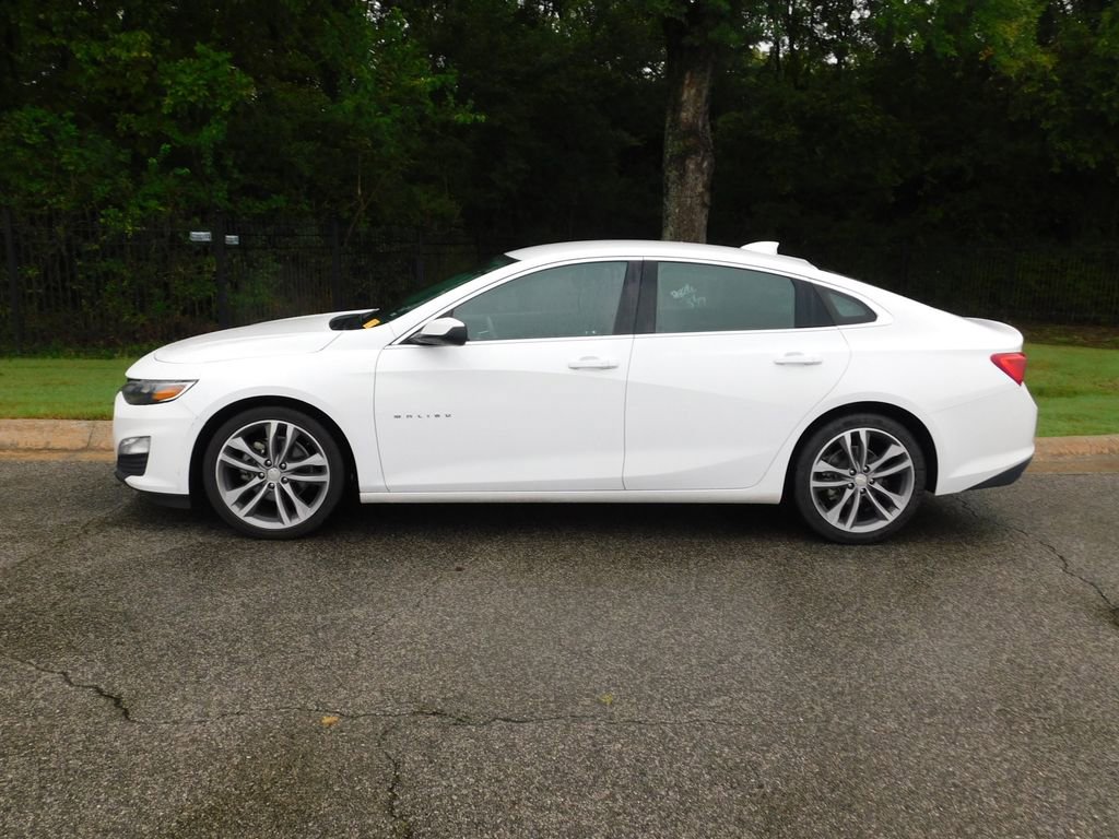 2023 Chevrolet Malibu 1LT photo 2