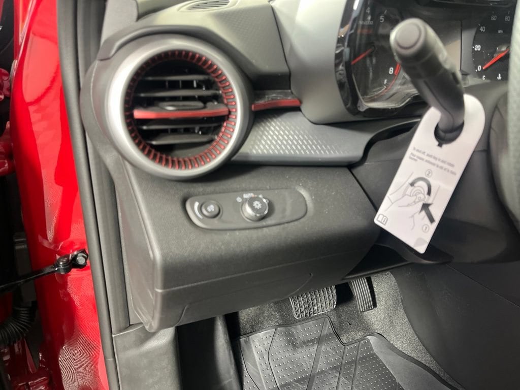 2026 Chevrolet Trax RS - Photo 25