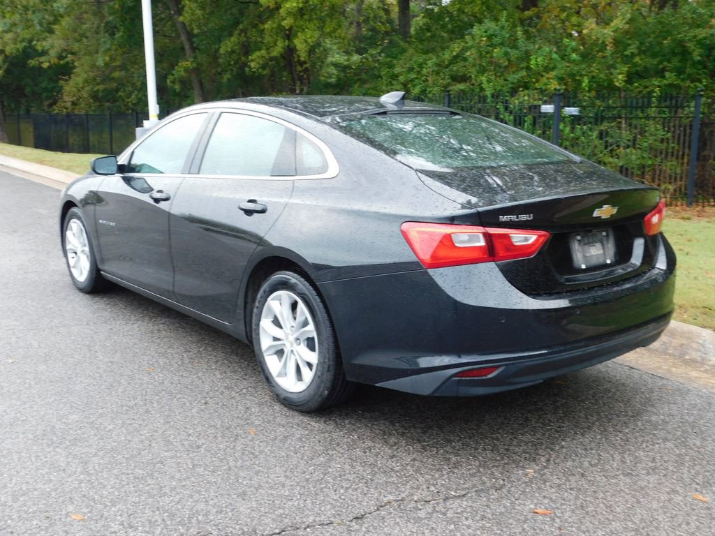 2024 Chevrolet Malibu 1LT photo 3