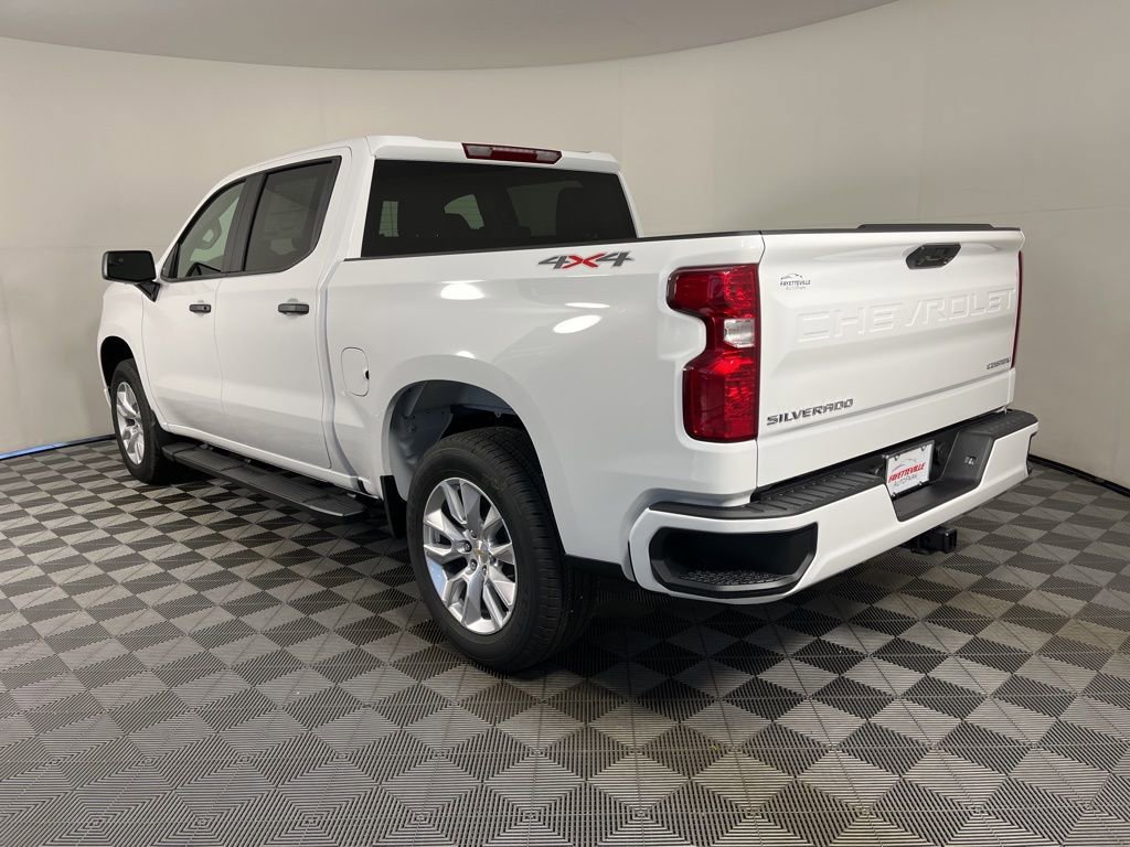 2026 Chevrolet Silverado 1500 Custom photo 2