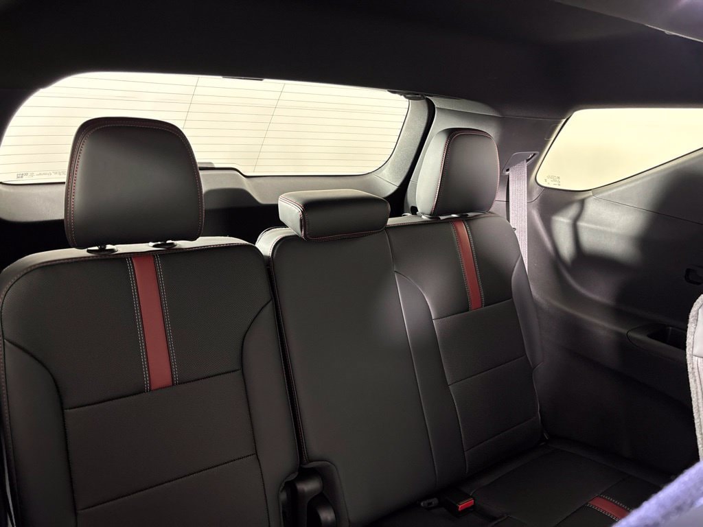 2027 Chevrolet Traverse RS - Photo 23