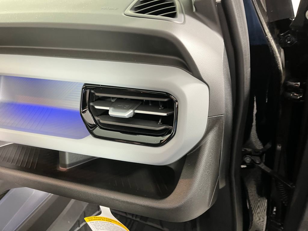 2027 Chevrolet Bolt RS - Photo 31