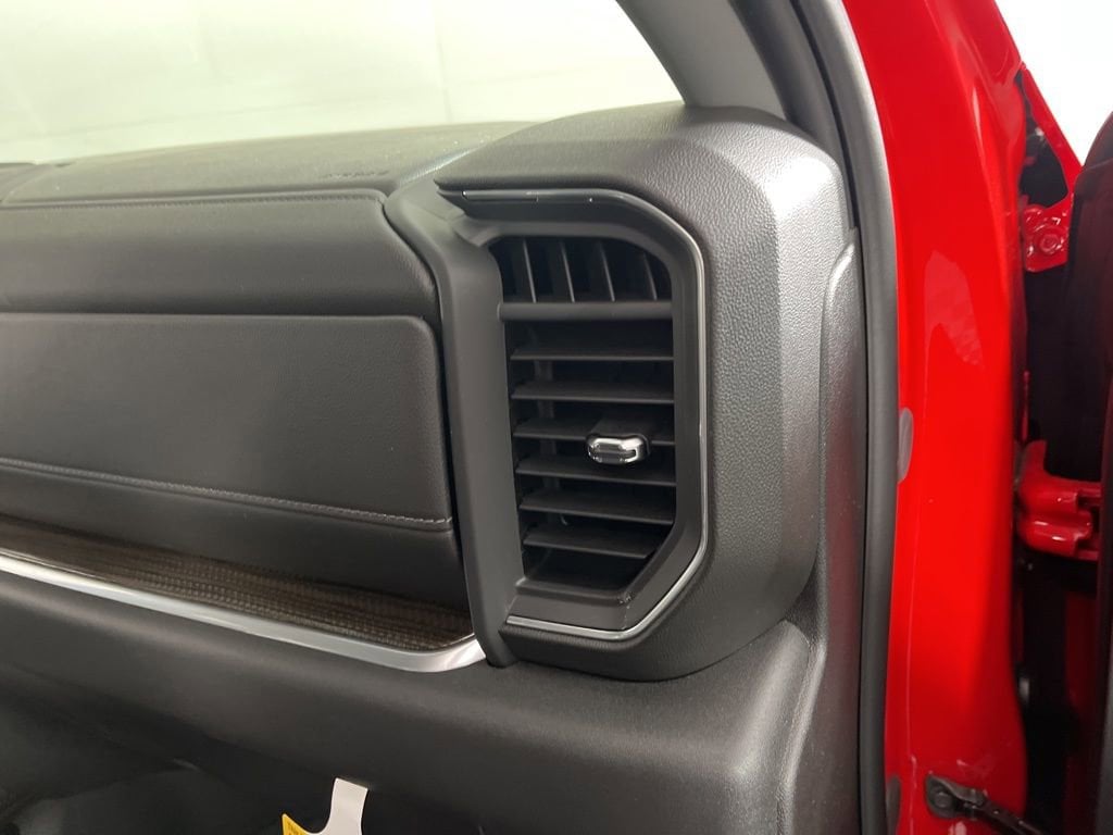 2026 Chevrolet Silverado 1500 LT - Photo 11