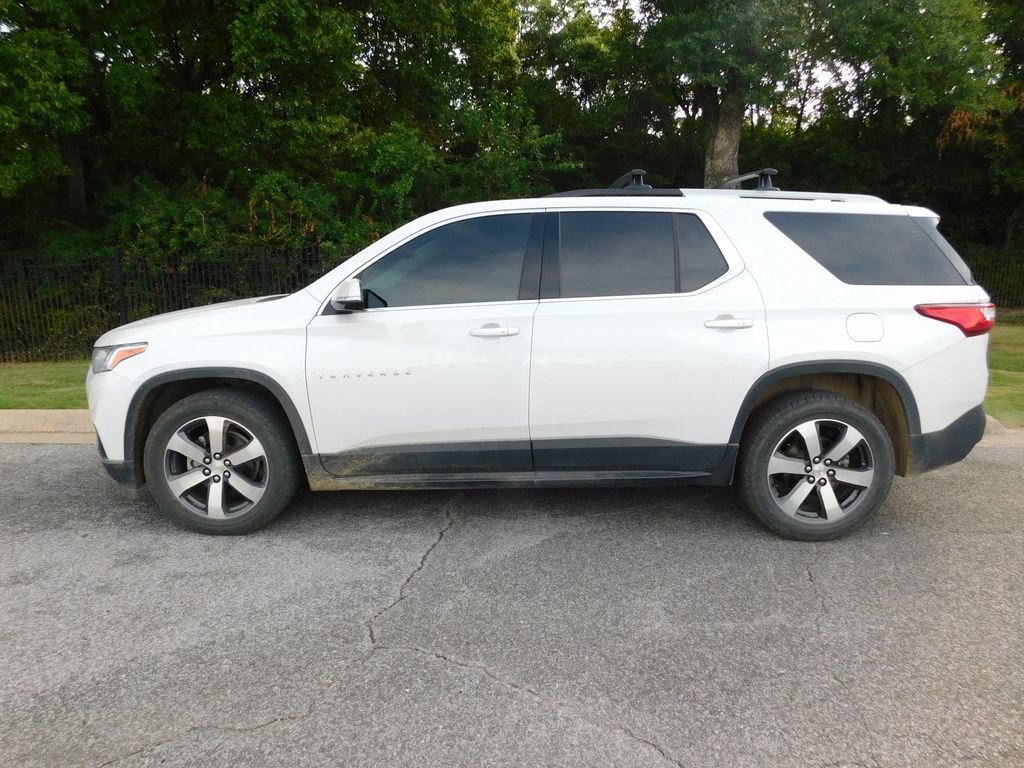 2018 Chevrolet Traverse Leather photo 2