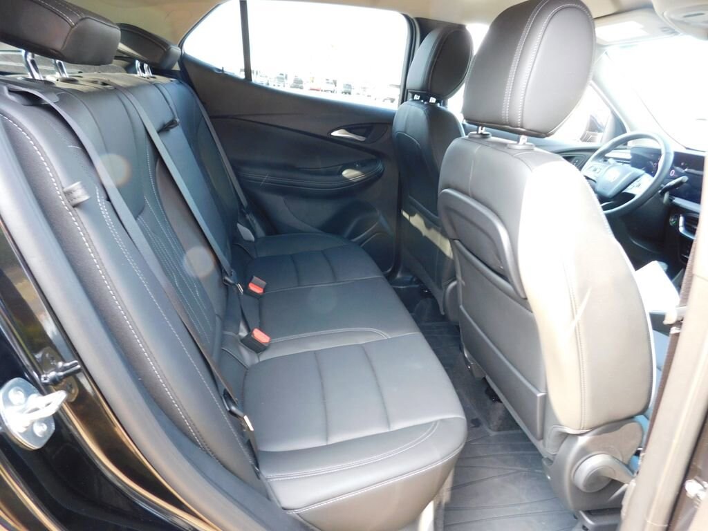 Used 2025 Buick Encore GX Avenir SUV