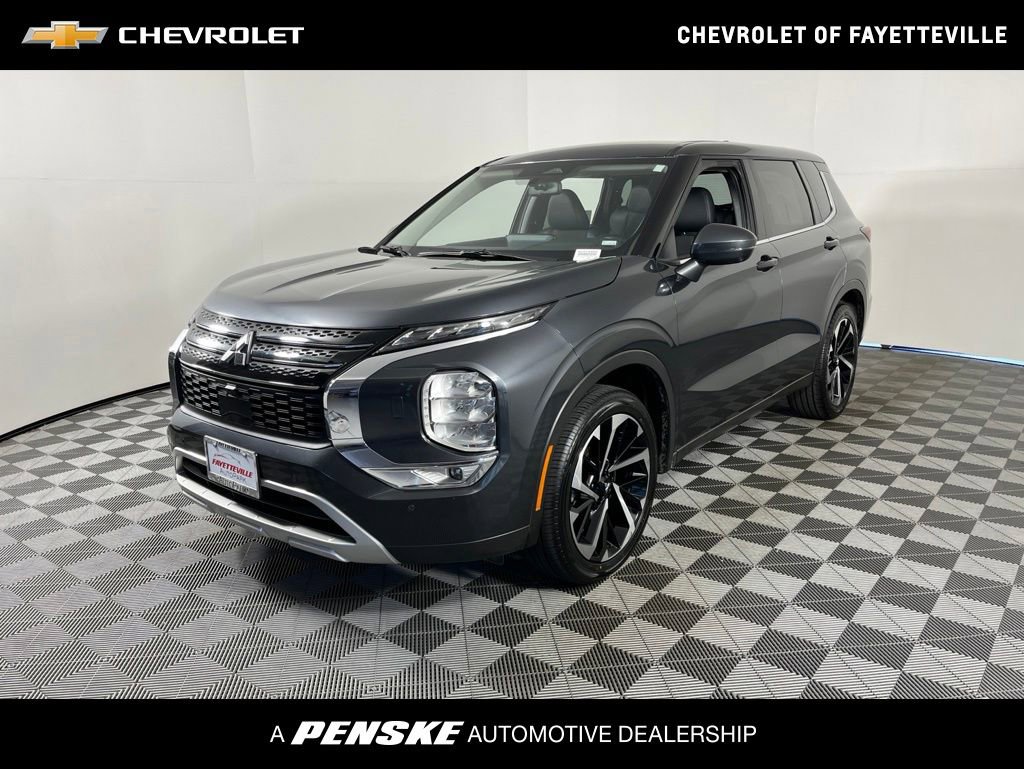 2024 Mitsubishi Outlander SE S-AWC's photo