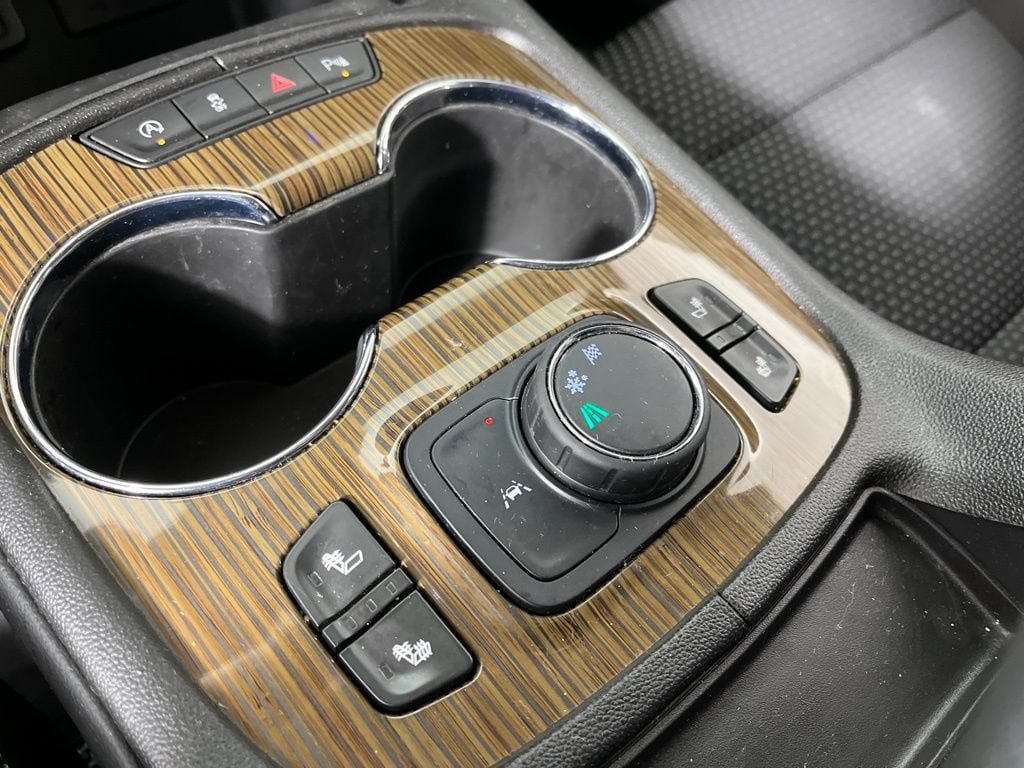 2022 GMC Acadia SLE - Photo 35