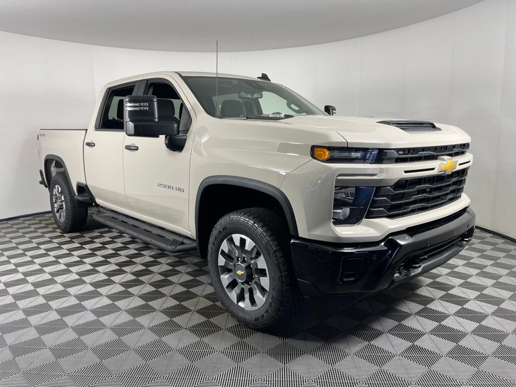 2026 Chevrolet Silverado 2500 HD Custom - Photo 6