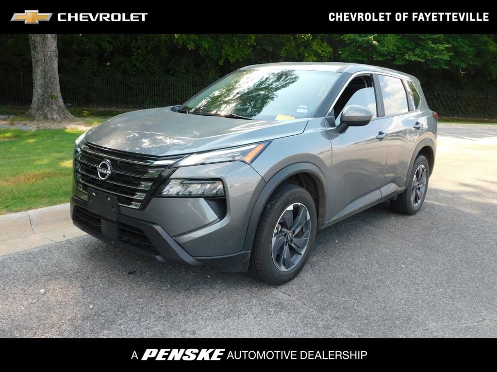Used 2025 Nissan Rogue SV SUV