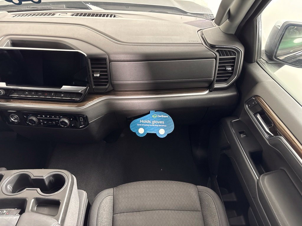2024 Chevrolet Silverado 1500 LT - Photo 22