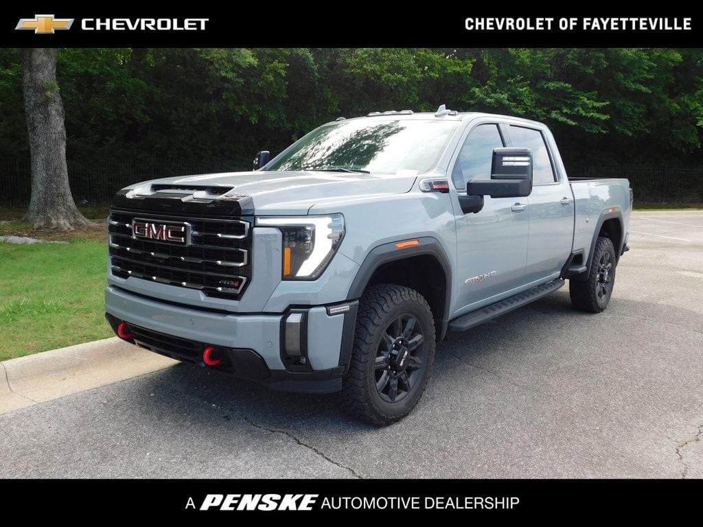 2024 GMC Sierra 4WD Crew Cab Standard Box AT4's photo