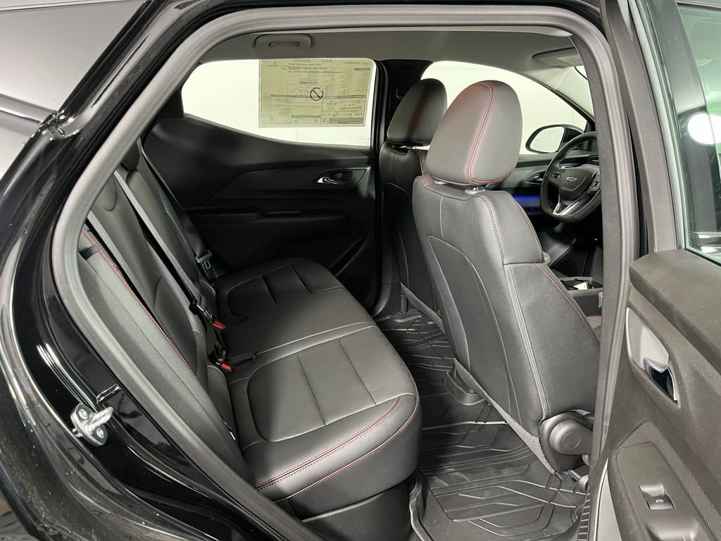 2027 Chevrolet Bolt RS - Photo 33