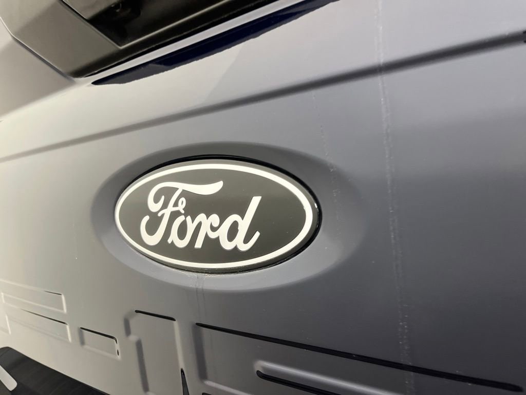 2025 Ford F-150 XLT - Photo 9