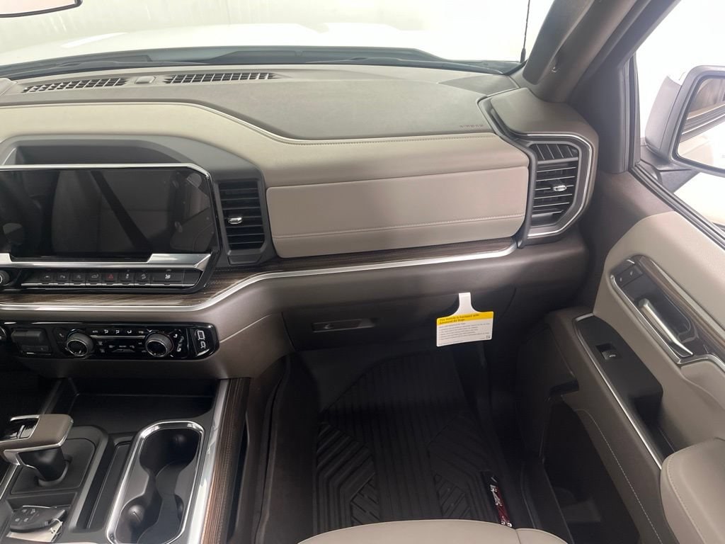 2026 Chevrolet Silverado 1500 LT - Photo 16